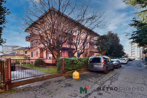 appartamento in affitto a Vedano al Lambro