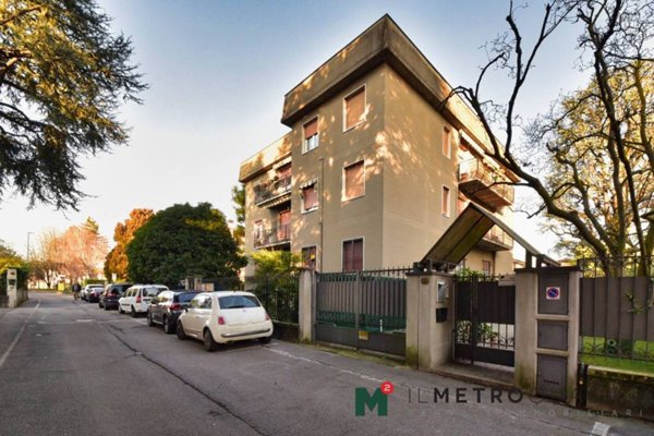 appartamento in affitto a Vedano al Lambro