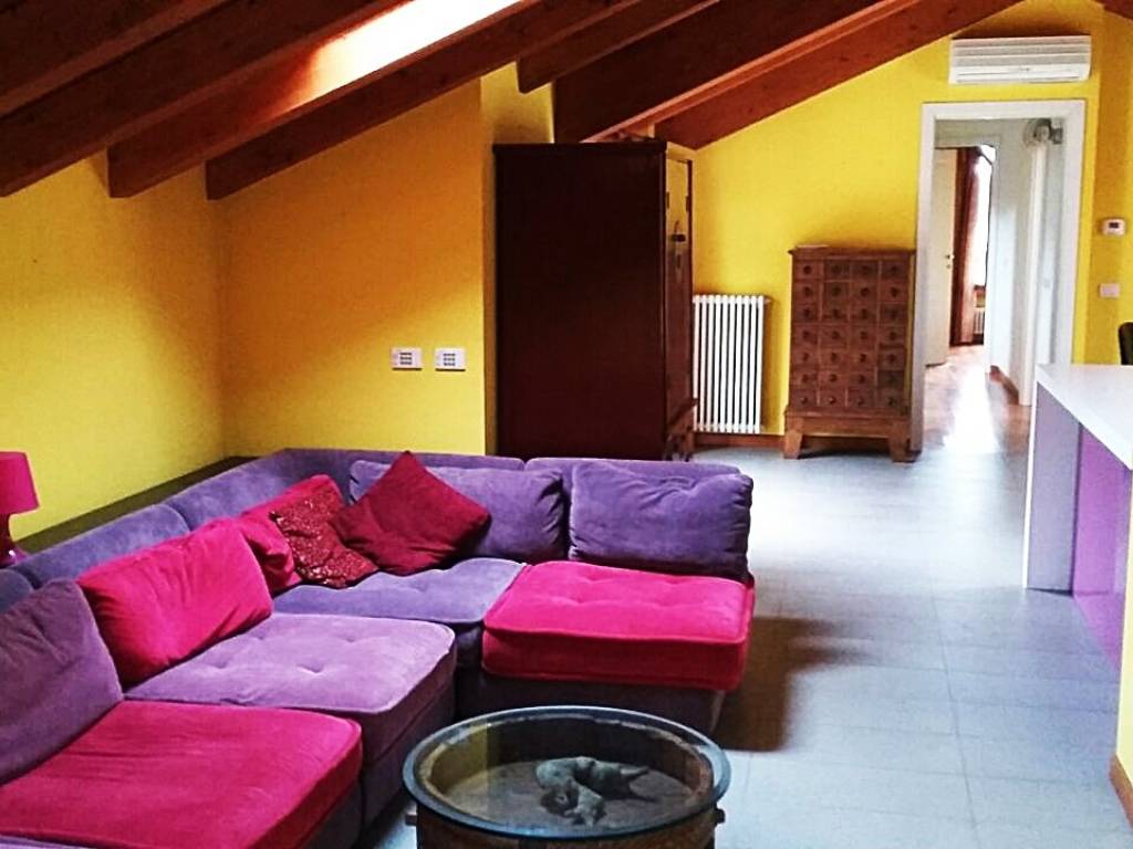 appartamento in affitto a Vedano al Lambro