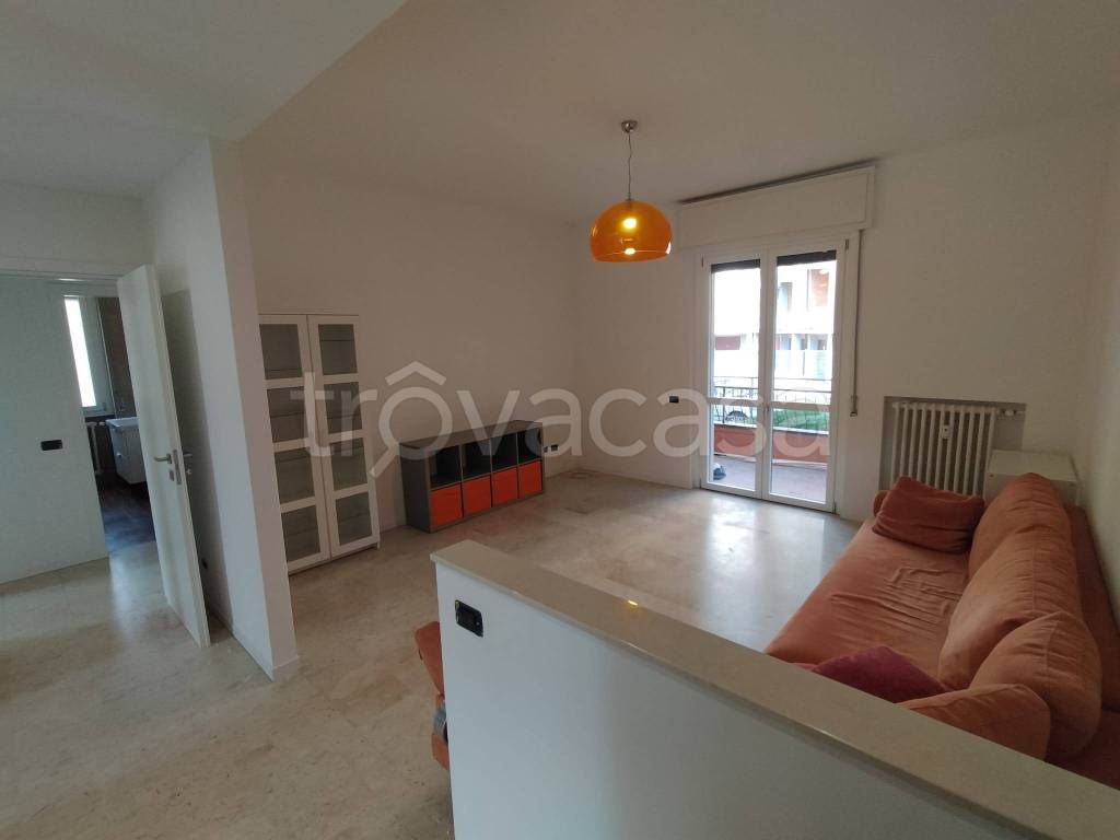 appartamento in affitto a Vedano al Lambro