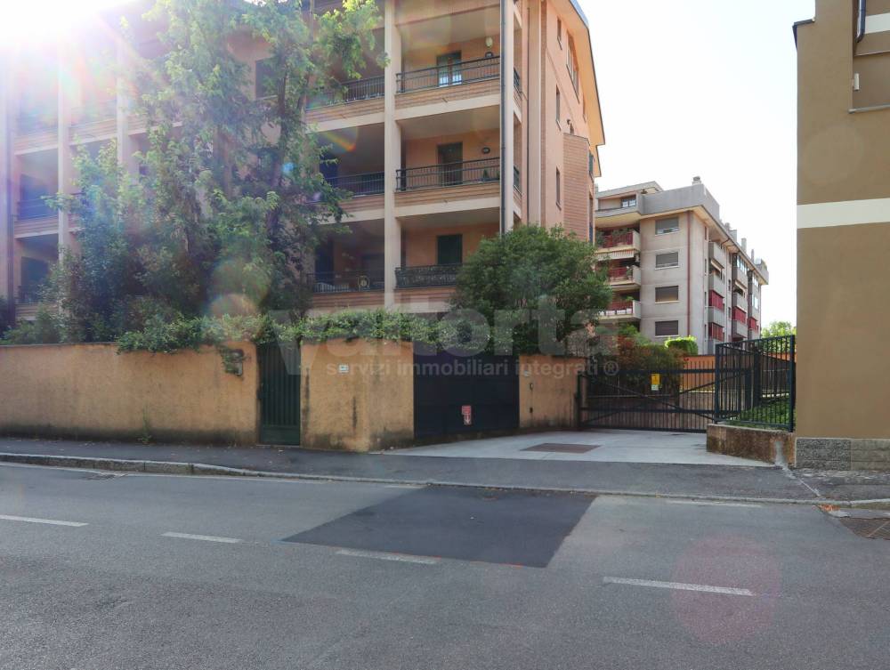 casa indipendente in affitto a Vedano al Lambro