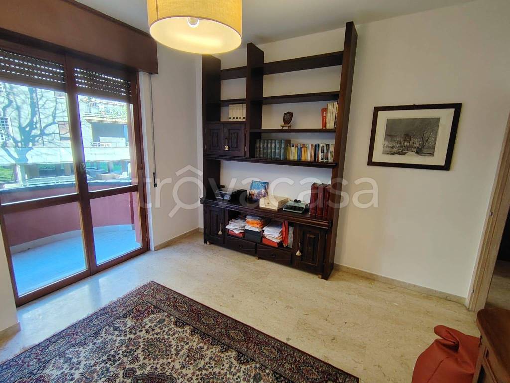 appartamento in affitto a Vedano al Lambro