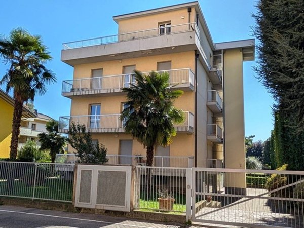 appartamento in affitto a Vedano al Lambro
