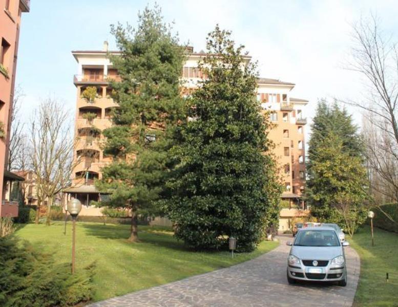 appartamento in affitto a Vedano al Lambro