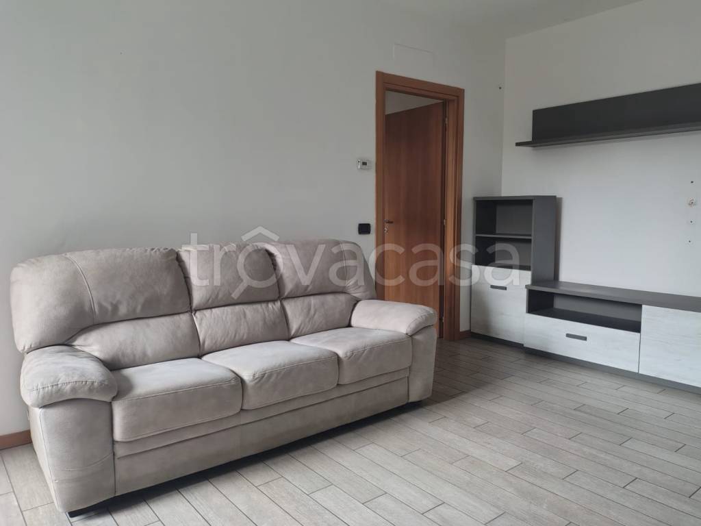appartamento in affitto a Vedano al Lambro