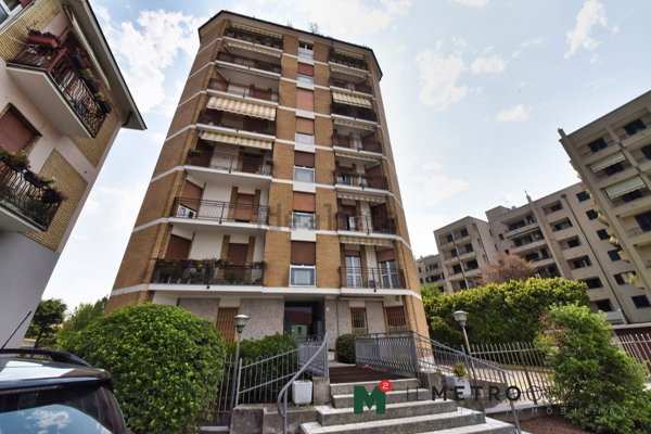 appartamento in affitto a Vedano al Lambro