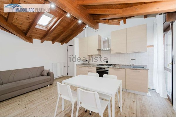 appartamento in affitto a Verano Brianza