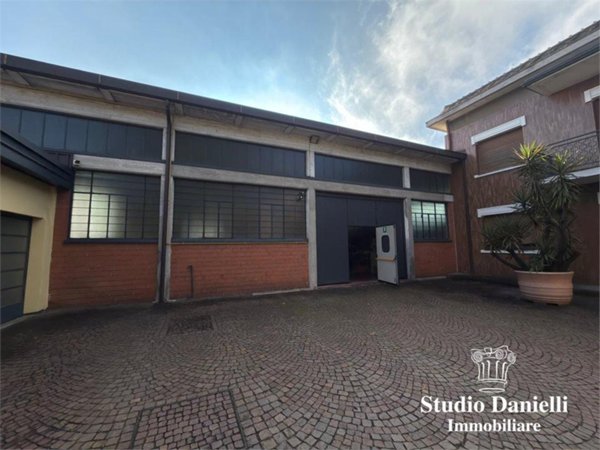 appartamento in affitto a Verano Brianza