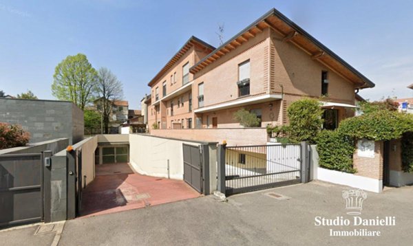 appartamento in affitto a Verano Brianza
