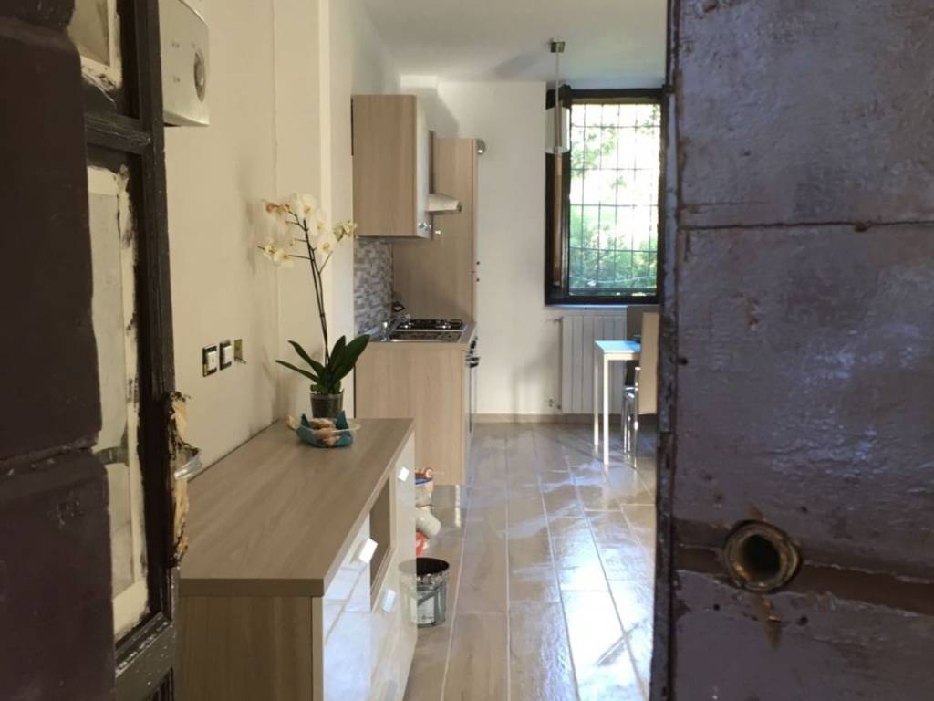appartamento in affitto a Villasanta in zona La Santa