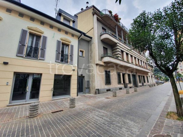 appartamento in affitto a Villasanta in zona La Santa