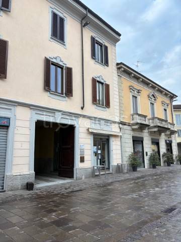 appartamento in affitto a Villasanta in zona La Santa