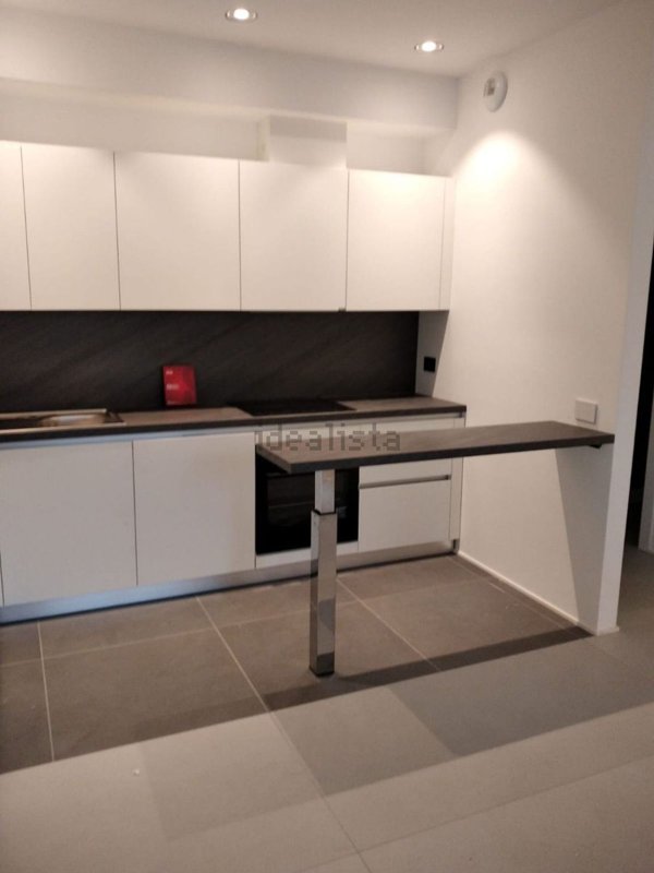 appartamento in affitto a Villasanta