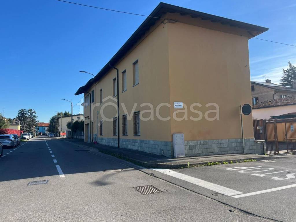 appartamento in affitto a Villasanta in zona San Fiorano