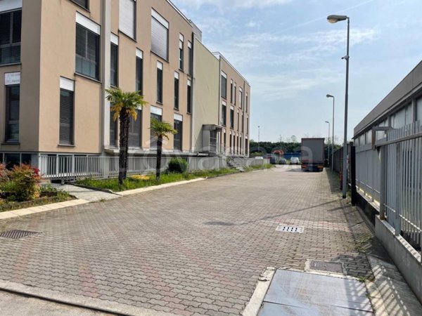 appartamento in affitto a Villasanta