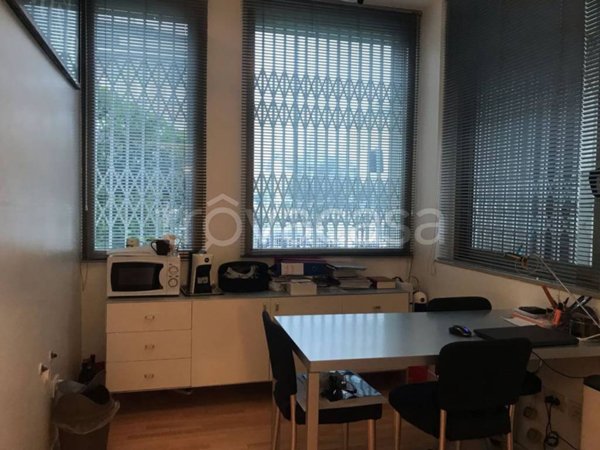 ufficio in affitto a Villasanta