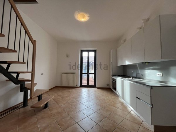 appartamento in affitto a Villasanta in zona La Santa