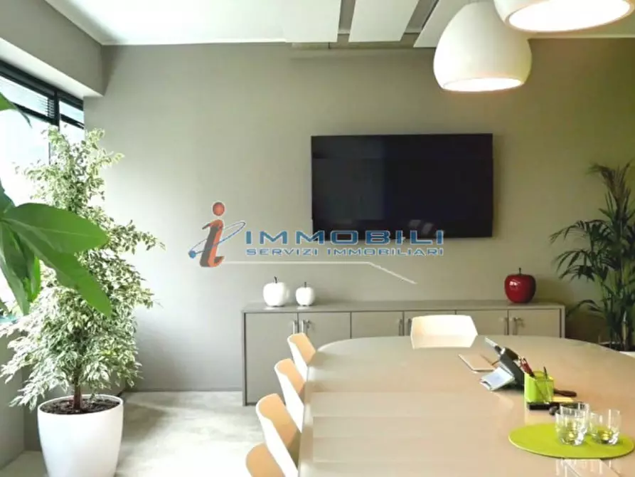 ufficio in affitto a Vimercate