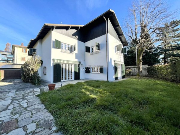 casa indipendente in affitto a Vimercate in zona Centro Storico