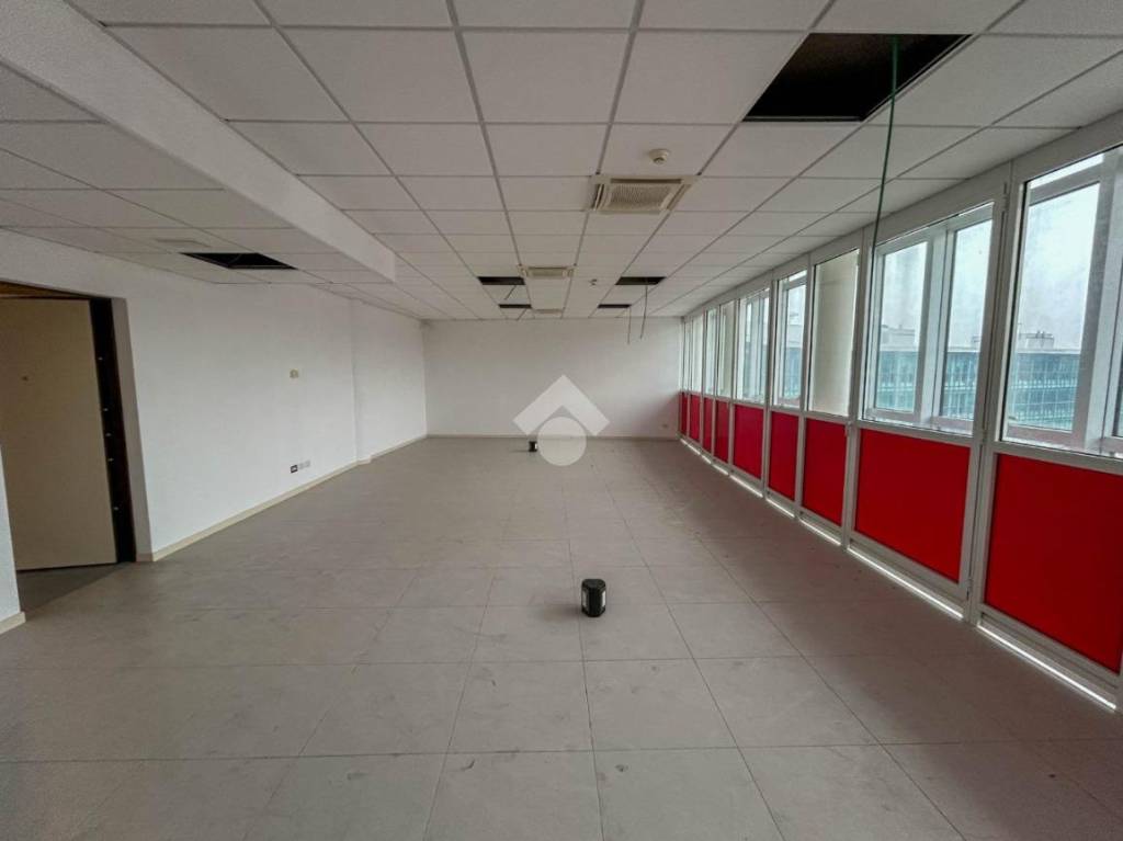 ufficio in affitto a Vimercate