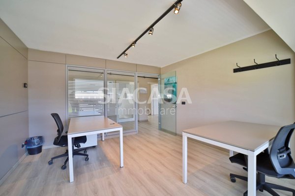 ufficio in affitto a Vimercate in zona Oreno