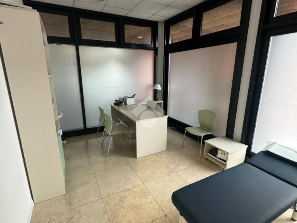 ufficio in affitto a Vimercate in zona Centro Storico
