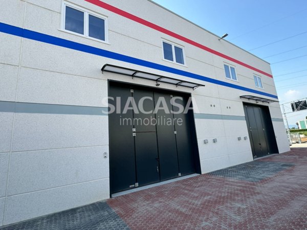 ufficio in affitto a Vimercate
