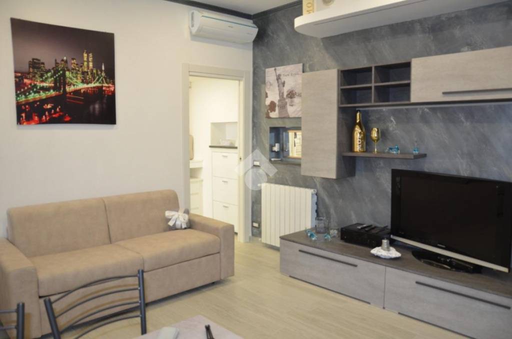 appartamento in affitto a Vimercate in zona Ruginello / Oldaniga