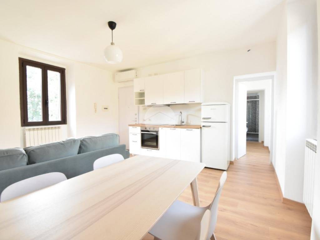 appartamento in affitto a Vimercate in zona Oreno