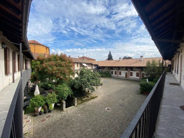 appartamento in affitto a Vimercate in zona Oreno