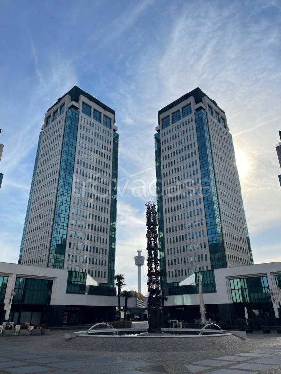 ufficio in affitto a Vimercate