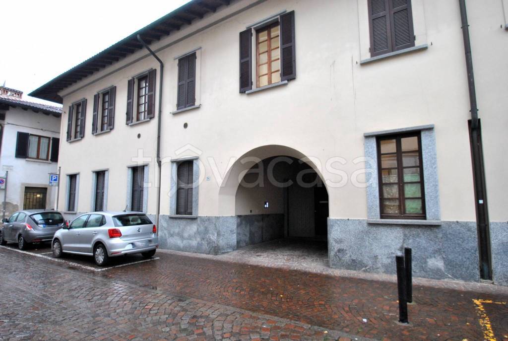 appartamento in affitto a Vimercate