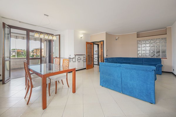 appartamento in affitto a Vimercate