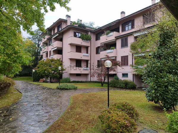 appartamento in affitto a Vimercate
