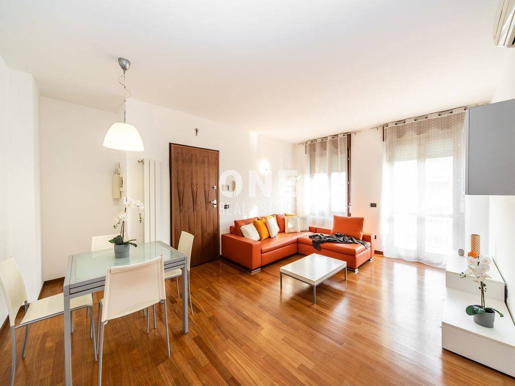 appartamento in affitto a Vimercate in zona Ruginello / Oldaniga