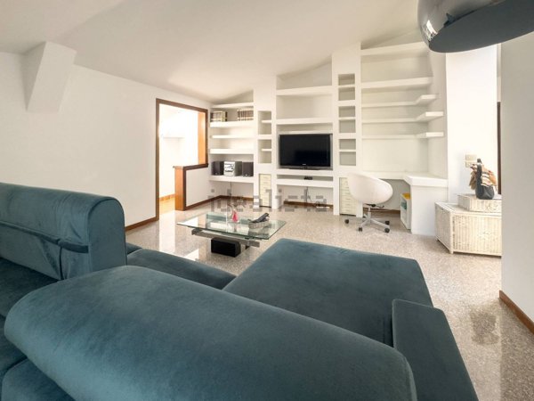 appartamento in affitto a Vimercate in zona Centro Storico