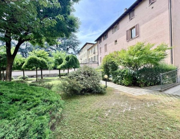 appartamento in affitto a Vimercate in zona Oreno