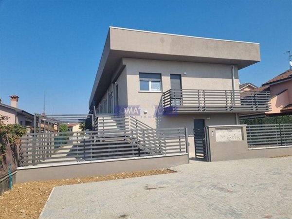 appartamento in affitto a Vimercate