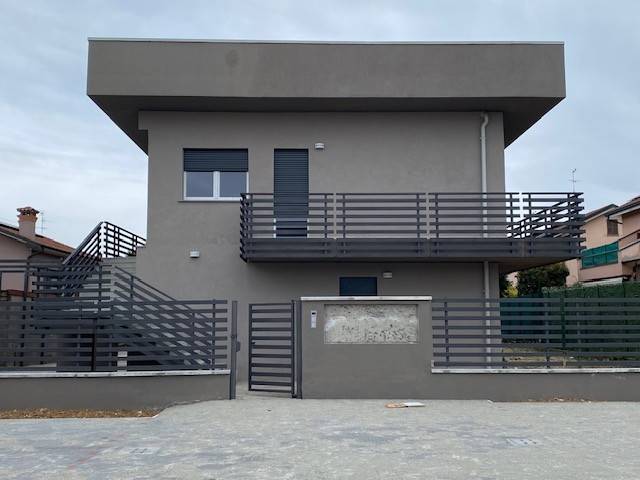 appartamento in affitto a Vimercate