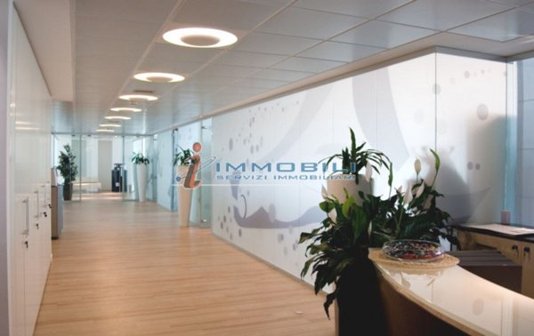 ufficio in affitto a Vimercate in zona Oreno