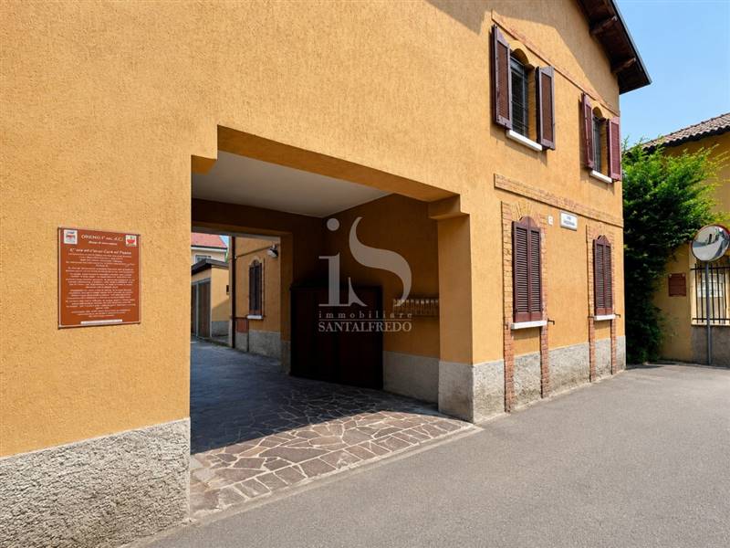 appartamento in affitto a Vimercate in zona Oreno