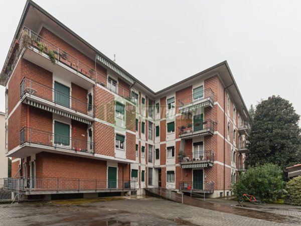appartamento in affitto a Vimercate in zona Oreno