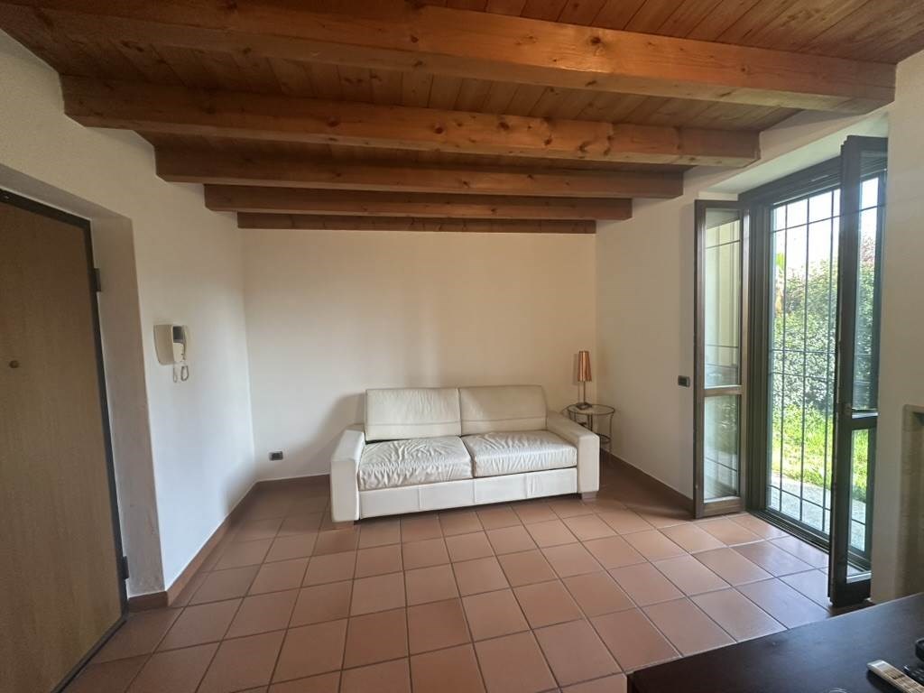 appartamento in affitto a Vimercate