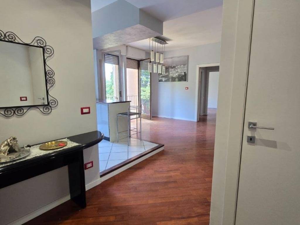 appartamento in affitto a Vimercate in zona Centro Storico