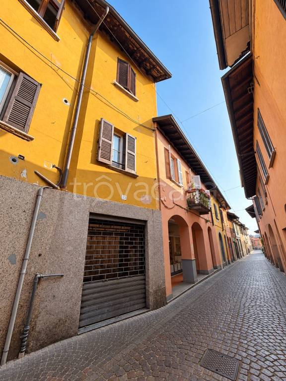 appartamento in affitto a Vimercate in zona Centro Storico