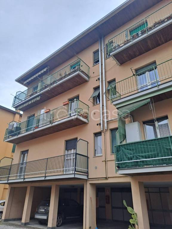 appartamento in affitto a Vimercate