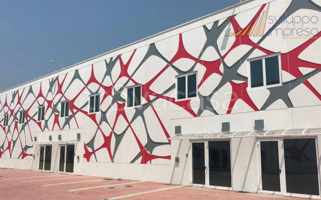 locale commerciale in affitto a Busnago