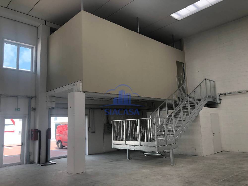 ufficio in affitto a Busnago