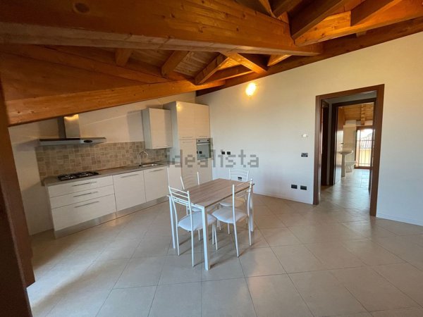 appartamento in affitto a Busnago