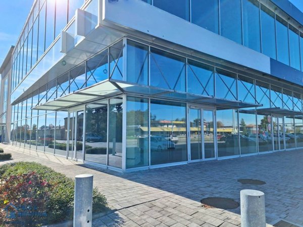 negozio in affitto a Busnago